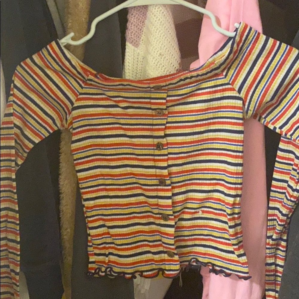 off-the shoulder color cropped long sleeve